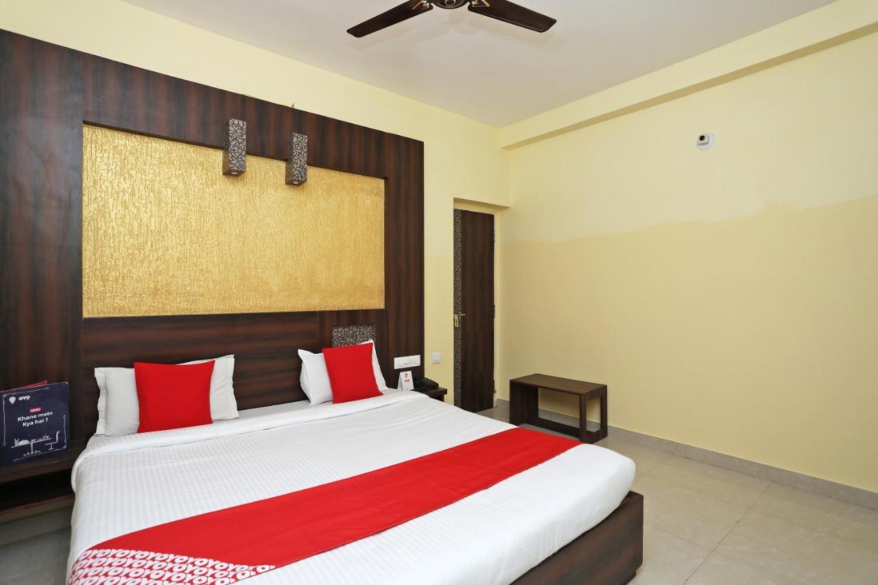 Oyo 15206 Hotel Sonar Gaon ปูรี ภายนอก รูปภาพ