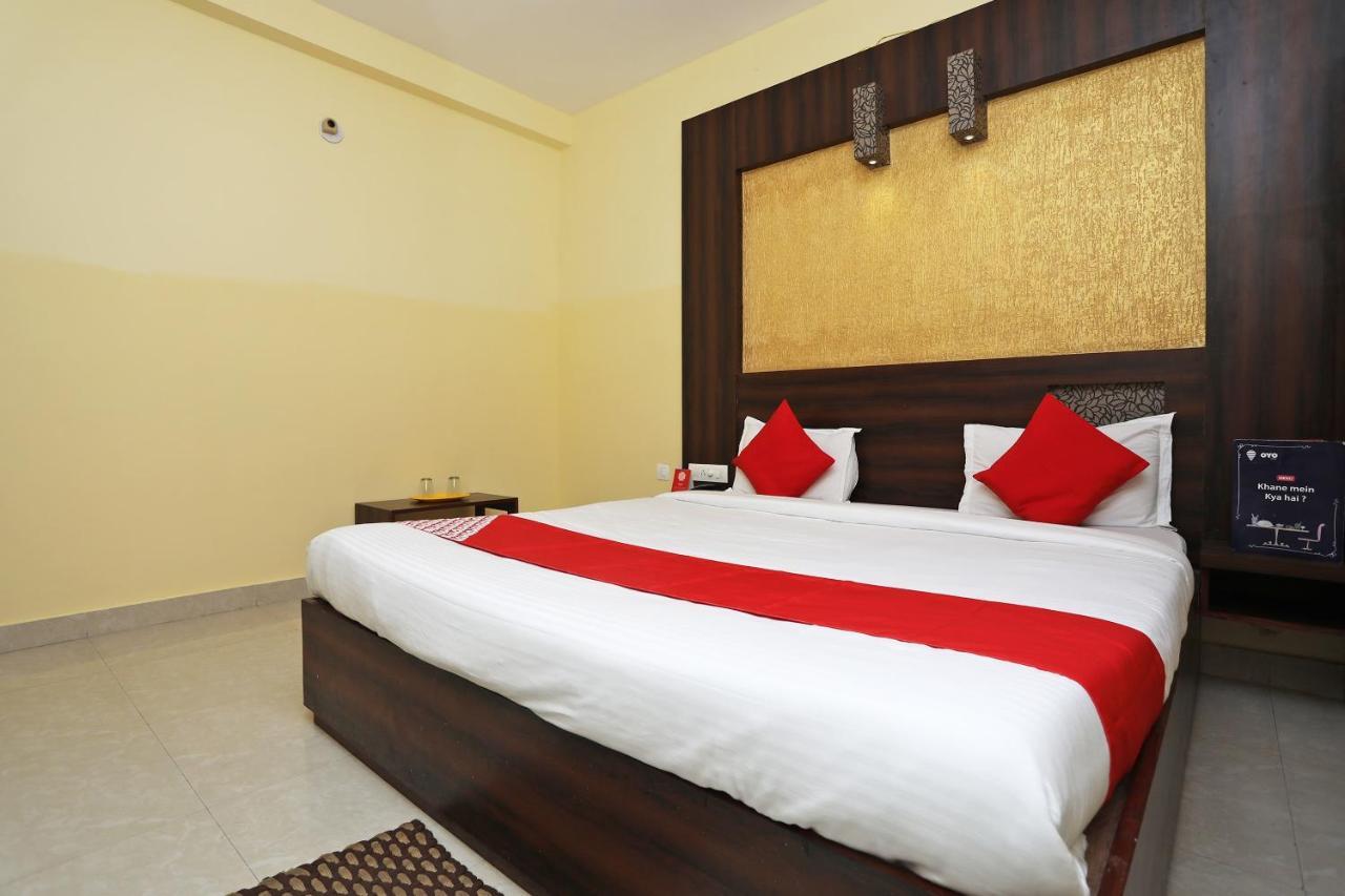 Oyo 15206 Hotel Sonar Gaon ปูรี ภายนอก รูปภาพ