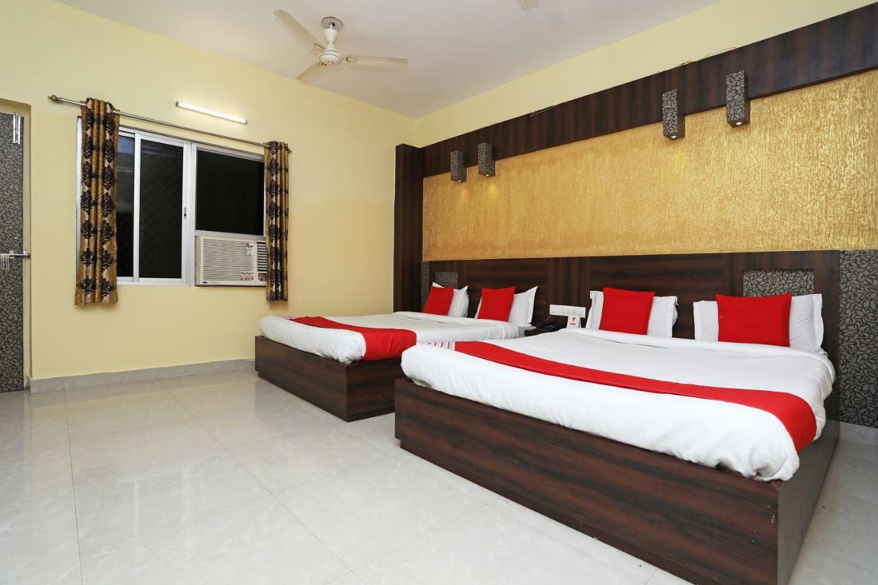 Oyo 15206 Hotel Sonar Gaon ปูรี ภายนอก รูปภาพ