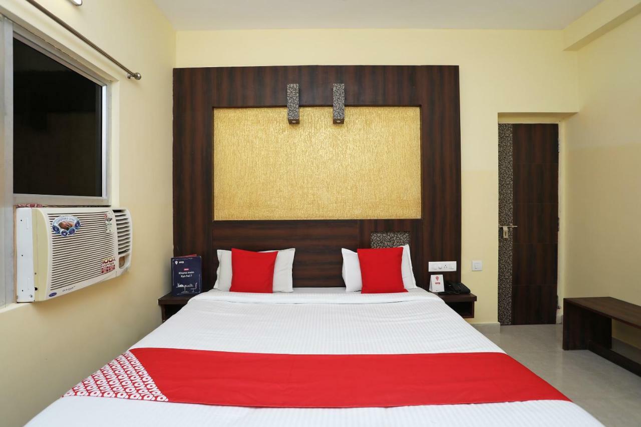 Oyo 15206 Hotel Sonar Gaon ปูรี ภายนอก รูปภาพ