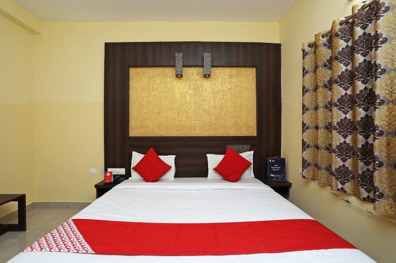 Oyo 15206 Hotel Sonar Gaon ปูรี ภายนอก รูปภาพ